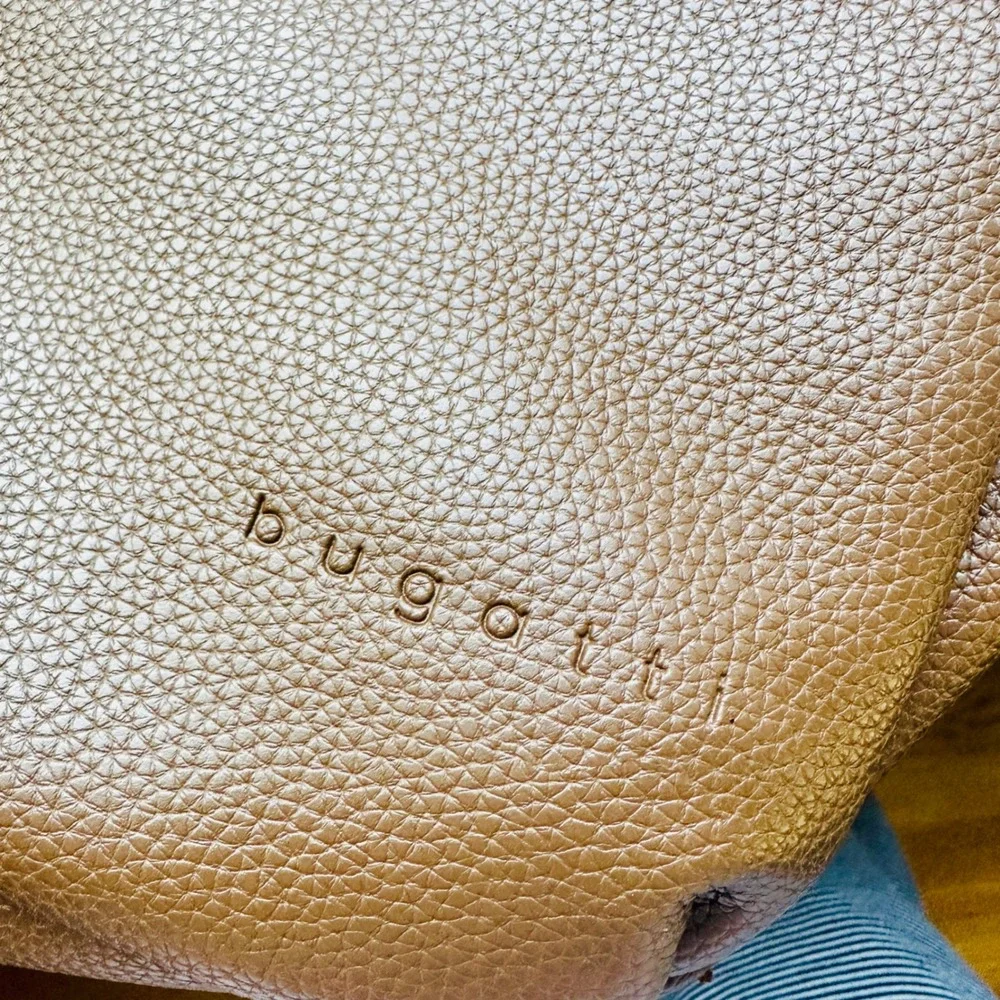 Bugatti Brown Pebbled Vegan Leather Laptop Backpack Travel Bag Trolley Strap